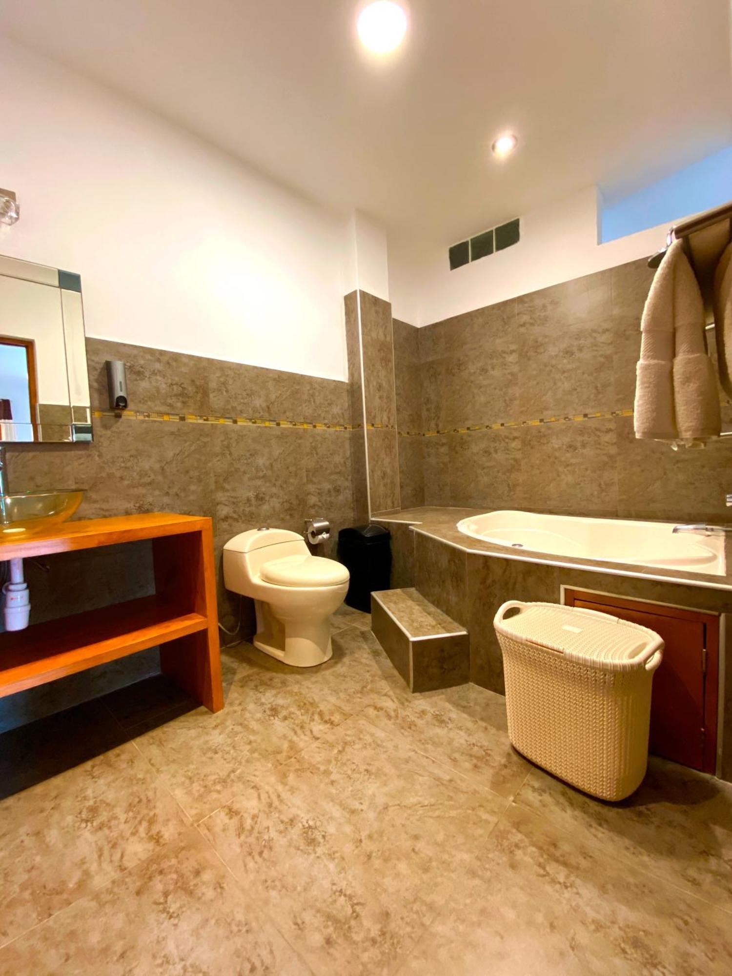 Hotel Resort Thiago Chincha Alta Luaran gambar